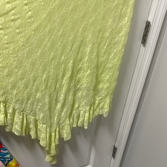 Kimchi Blue Lace Ruffle Dress in Light Green - Picture 9 of 12
